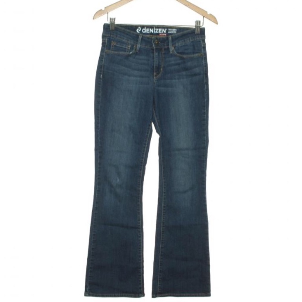 Levi’s size 4 DENIZEN modern bootcut